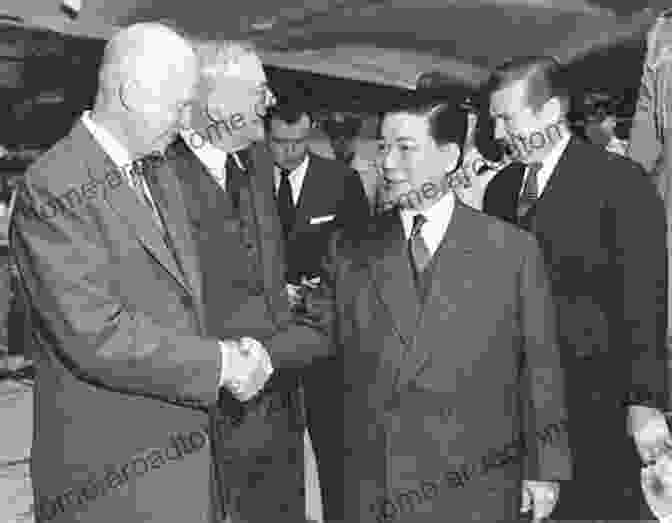 Ngo Dinh Diem And US President Dwight D. Eisenhower Shaking Hands Cauldron Of Resistance: Ngo Dinh Diem The United States And 1950s Southern Vietnam (The United States In The World)